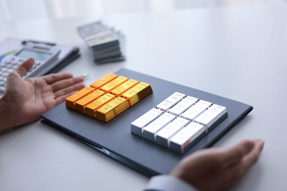 mixed signals from precious metals market